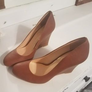 Jessica Simpson wedges